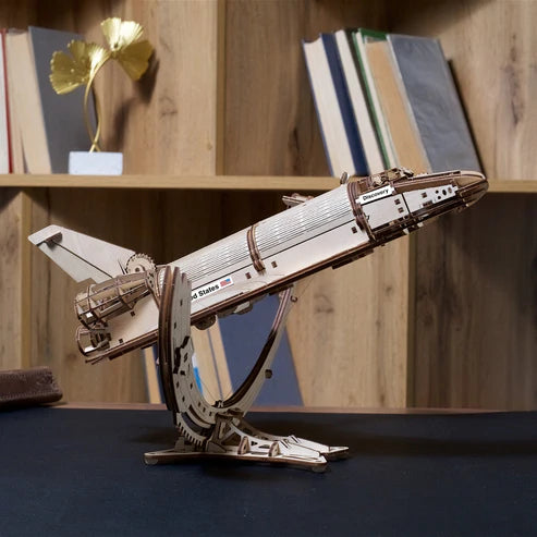 UGEARS Transbordador Espacial Discovery de la NASA - Puzzle 3D de Tensegridad