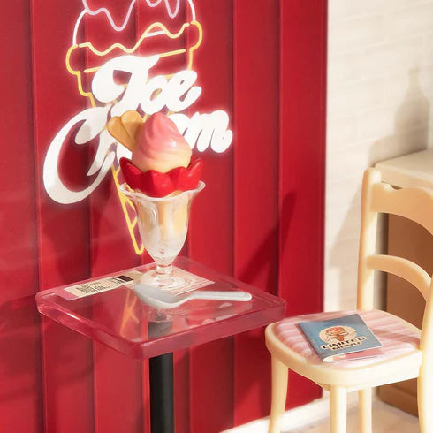 Miniatura DIY "Flavorful Ice Cream Shop" - Maqueta para Armar (Rolife)