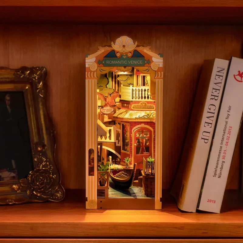 Booknook 3D "Romantic Venice" - Maqueta para Armar (Rolife)