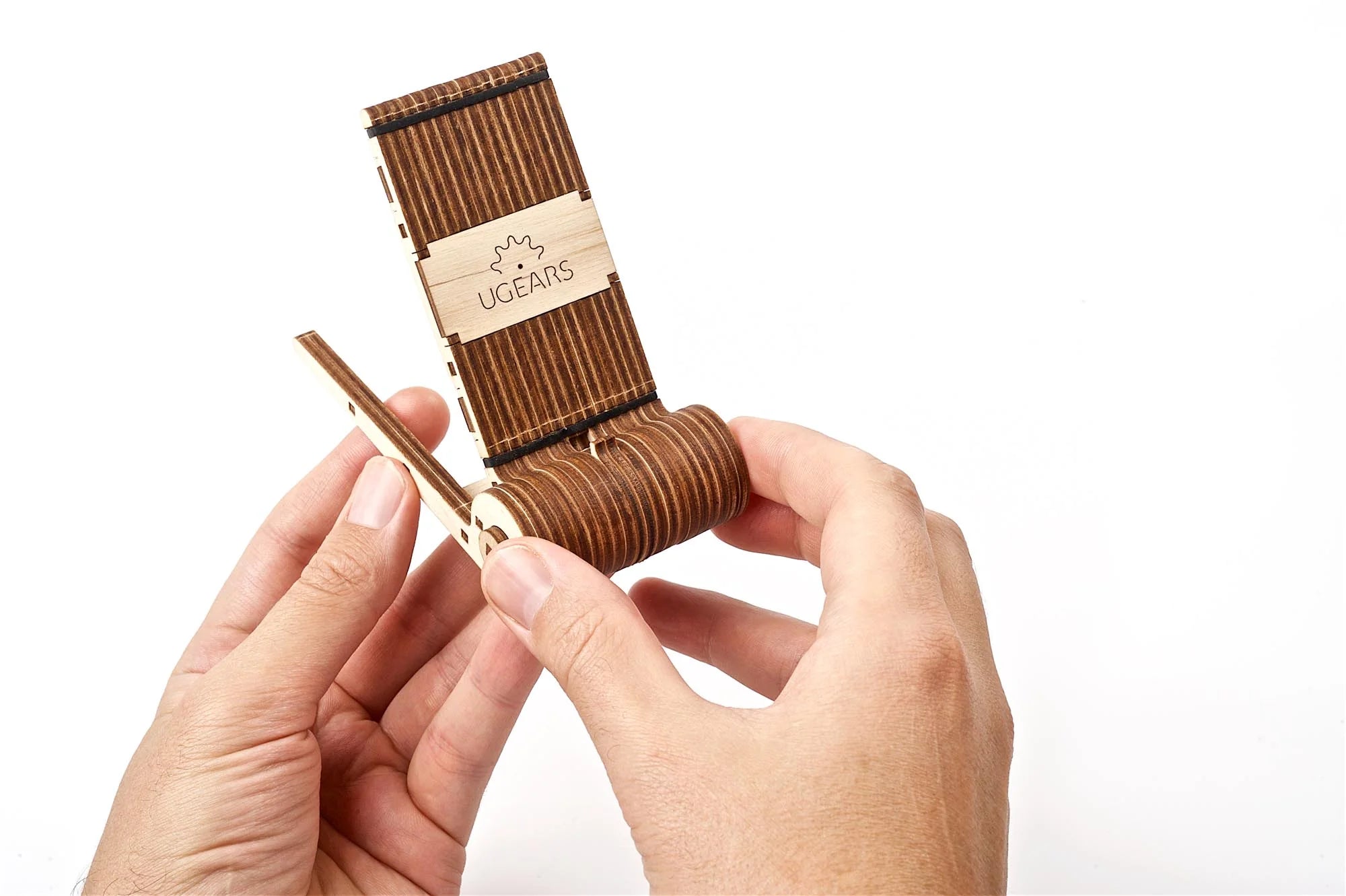 Ugears Porta Celular Plegable | Soporte 3D de Madera