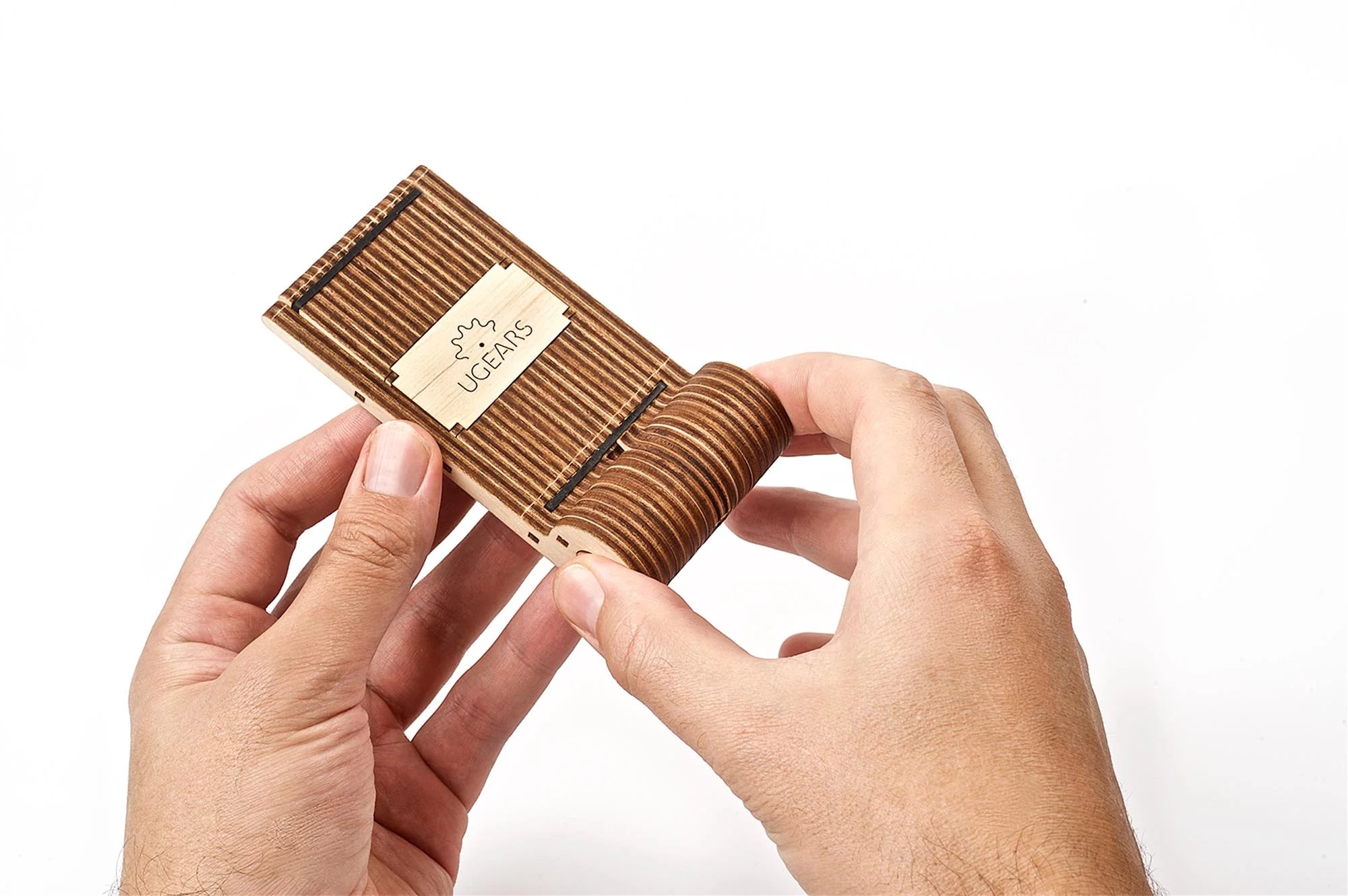 Ugears Porta Celular Plegable | Soporte 3D de Madera