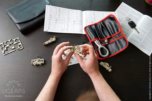 Ugears U-Fidgets Vehículos | Set de 4 Mini Modelos Mecánicos