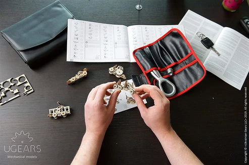 Ugears U-Fidgets Vehículos | Set de 4 Mini Modelos Mecánicos