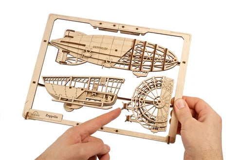 Ugears Zepelín 2.5D | Puzzle de Madera con Partes Móviles