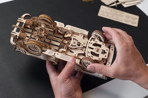 Ugears Pickup Lumberjack | Camioneta Mecánica 3D de Madera