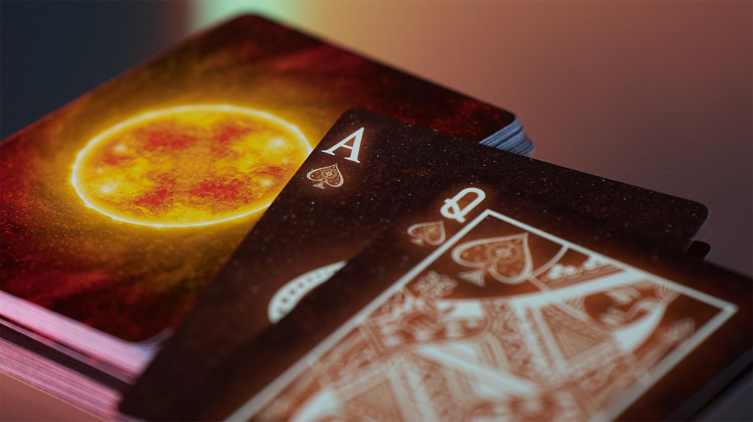 BICYCLE® Stargazer SUNSPOT - Naipes Premium Edición Mancha Solar