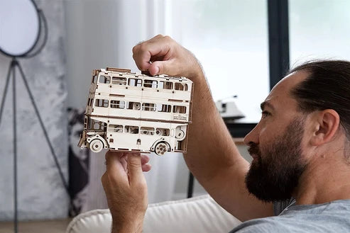 Ugears Harry Potter Autobús Noctámbulo | Maqueta Mecánica 3D de Madera