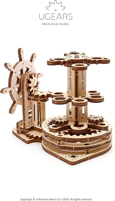 Portalápices Timón de Barco - Maqueta Mecánica de Madera (Ugears)