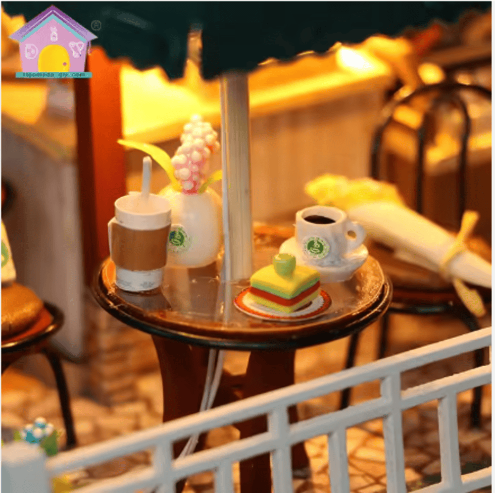 Casita Miniatura "Coffee Time"– Kit DIY con Luces LED y Diseño de Cafetería Vintage C006