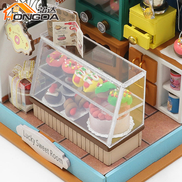 Pastelería en Miniatura con Luces LED – Kit DIY Lucky Sweet Room S2304