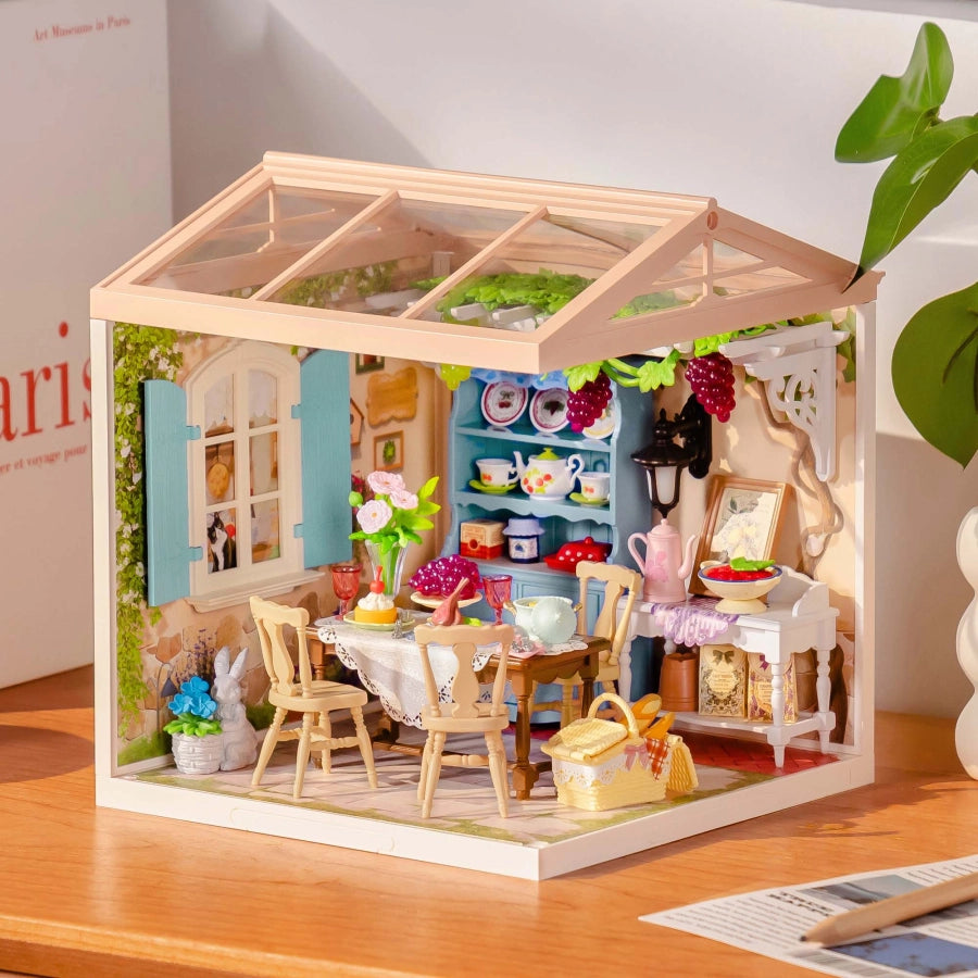 ROLIFE Super Creator: Midsummer Dream Yard (DW025) - Maqueta Modular DIY Jardín de Verano