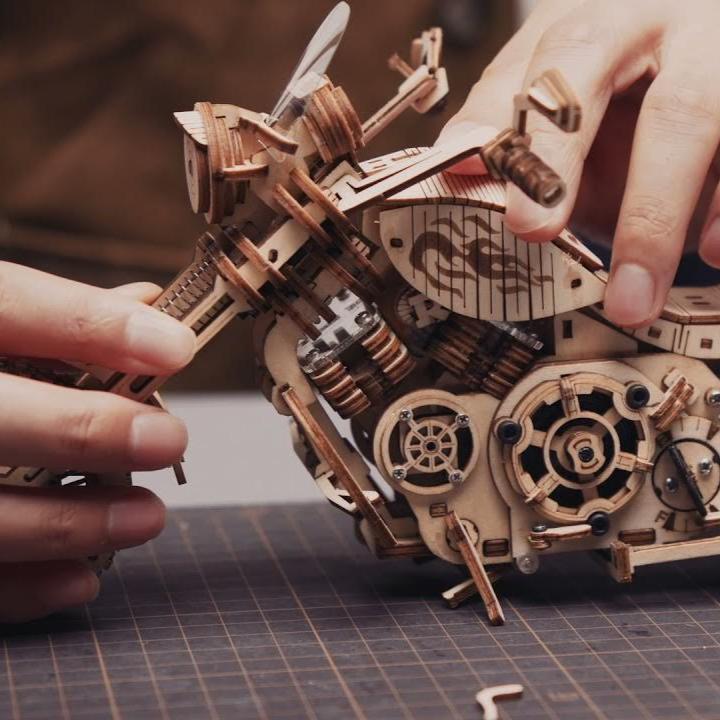 Moto Cruiser Puzzle 3D Robotime