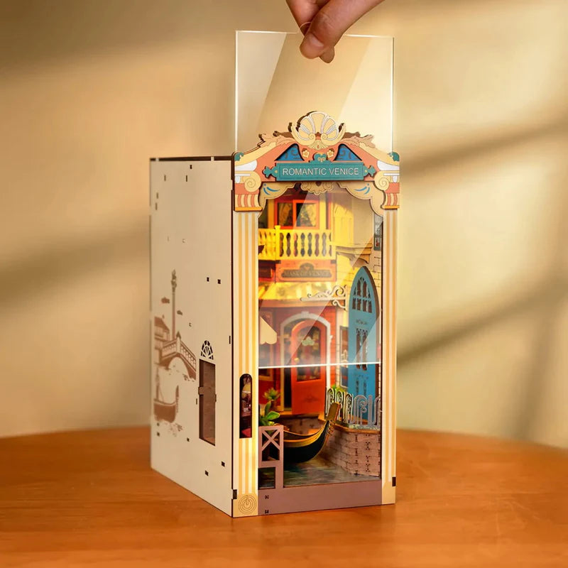 Booknook 3D "Romantic Venice" - Maqueta para Armar (Rolife)